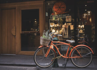 Jak nie kupić kradzionego roweru przez internet? Na co zwrócić uwagę w ogłoszeniach?