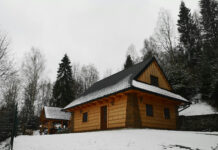 Legalność domku drewnianego bez pozwolenia – o czym należy wiedzieć?