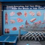 Oszustwa pig butchering – jak azjatyckie syndykaty prowadzą fabryki scamów?